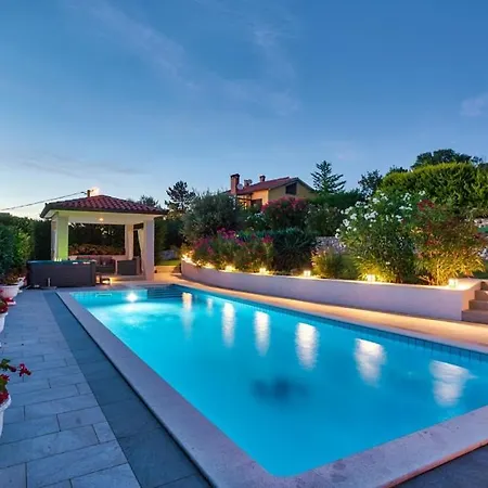 Vakantiehuis Holiday Home Ripenda Kras *