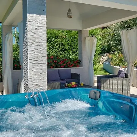 בית נופש Holiday Home Ripenda Kras